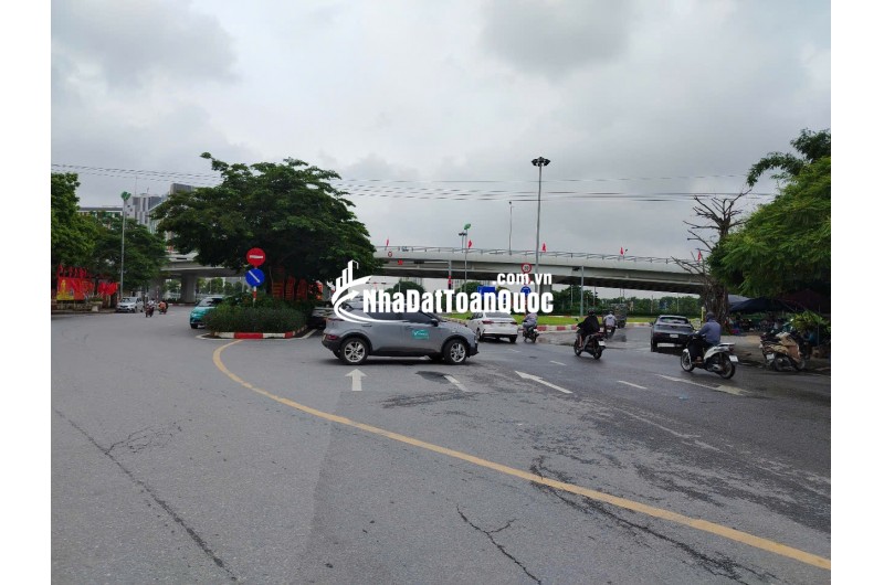 BÁN NHÀ 5 TẦNG - 28M² TẠI TÂY MỖ, NAM TỪ LIÊM - GIÁ 2,8 TỶ - ĐẦU TƯ SINH LỜI NGAY